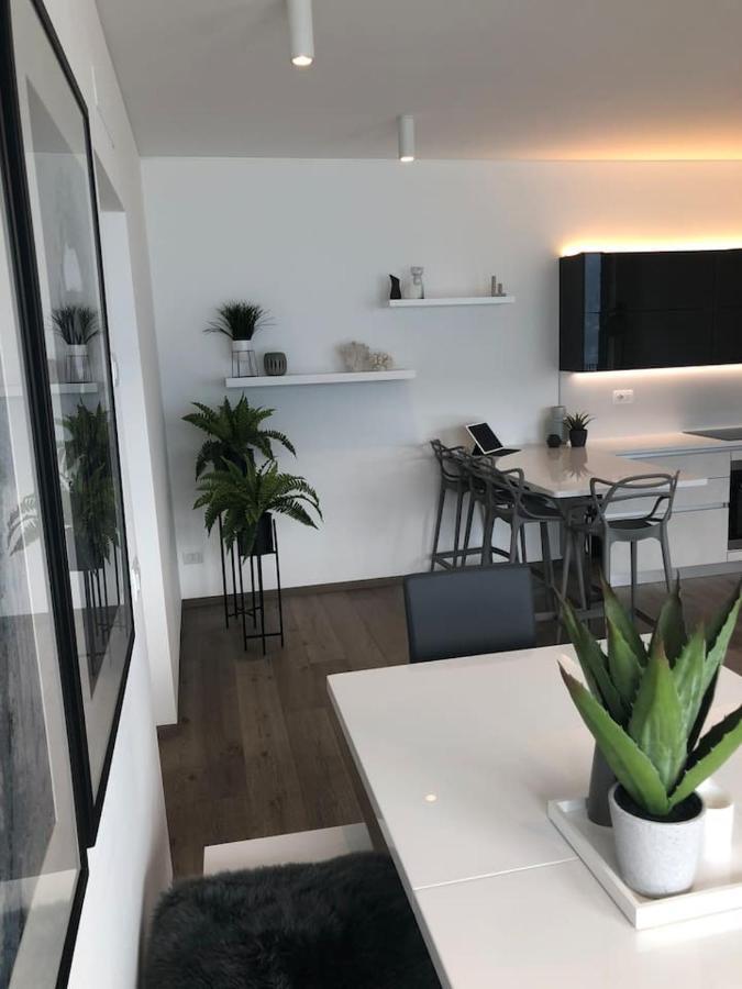 Апартаменты Ulivi Luxury Loft & Pool - The House Of Travelers Carate Urio Экстерьер фото
